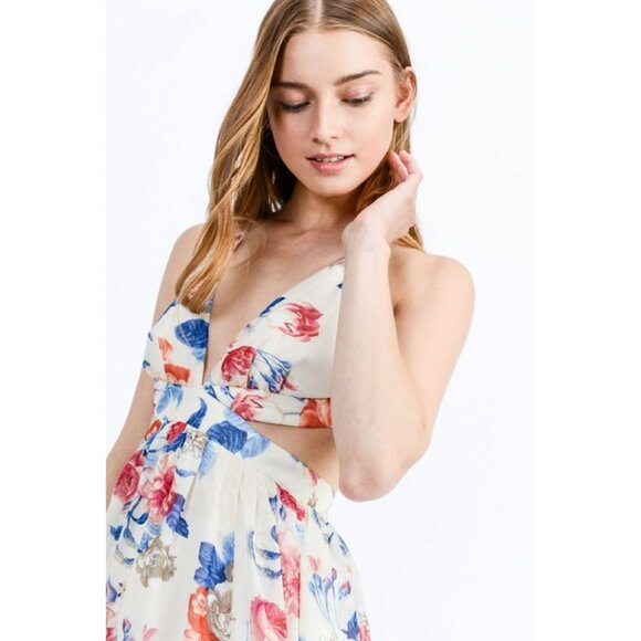 MAXI DRESS // FLORAL // LOVE TREE - Picture 5 of 5